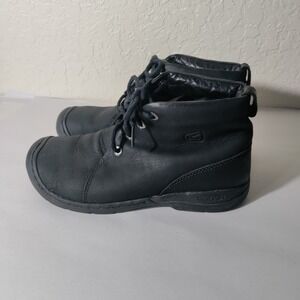 Keen Women's Hiking Boots Primaloft 200 Gram Insulation Sz 8 Black